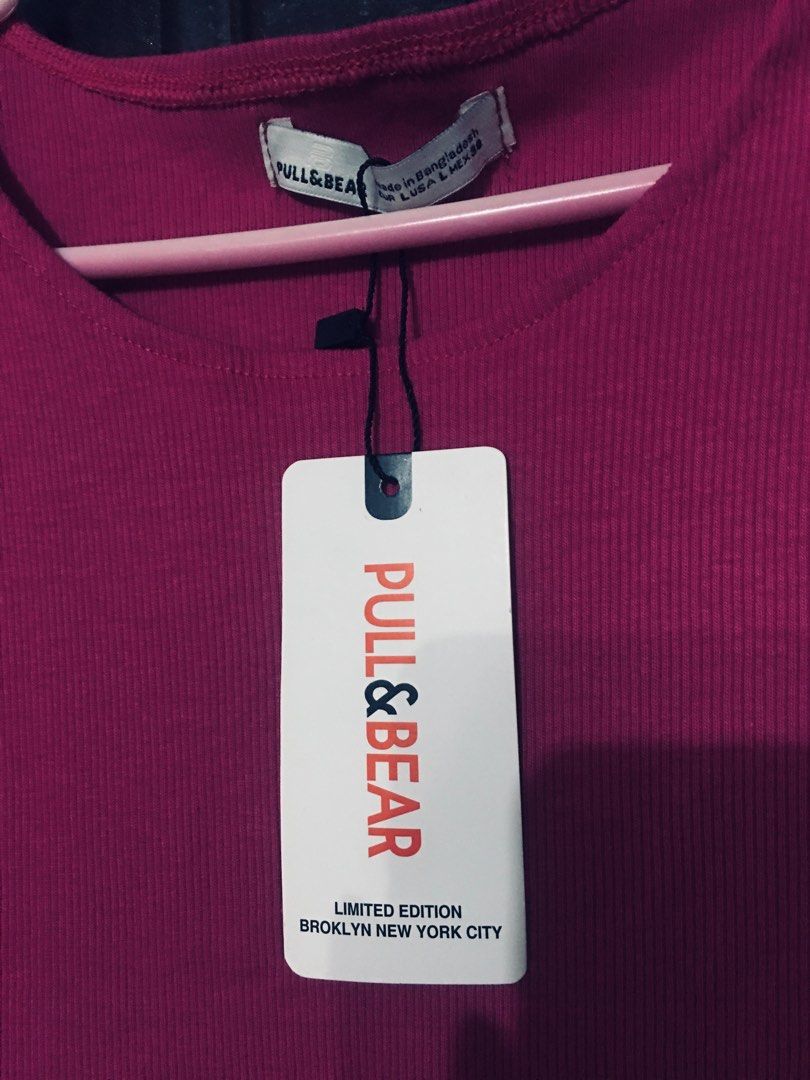 Pull & Bear brand preloved rib knit tank top size Small (Category: Sleeveless) located in Mandaue City. Submitted by pinkbarbiethriftshop (Listing ID 1289589115, Image 2). Description: The white spots are from the mirror..