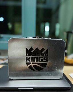 Sacramento Kings metal Lunch box