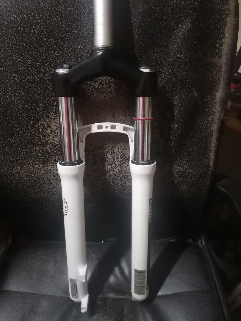 SR SUNTOUR RAIDON AIR FORK 32MM 26ER 115MM TRAVEL Sports