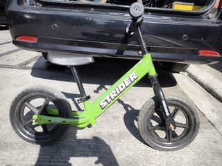 Strider 12 green, kiddie bike, no pedal bike, kids training bike