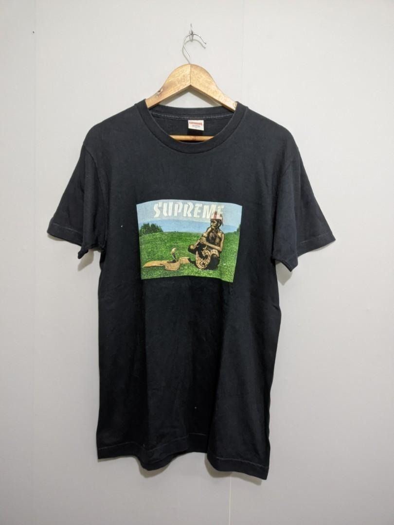 Supreme phone booth outlet tee