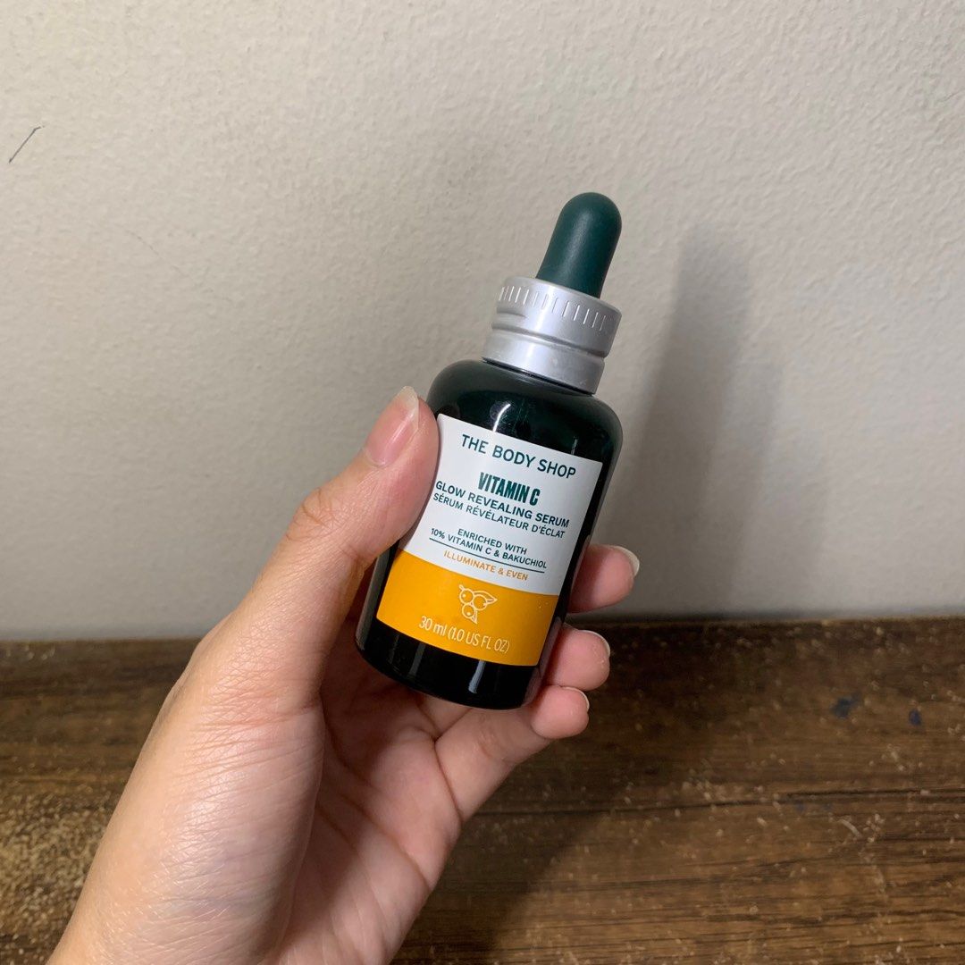 THE BODY SHOP Vitamin C Glow Revealing Serum, Kesehatan & Kecantikan