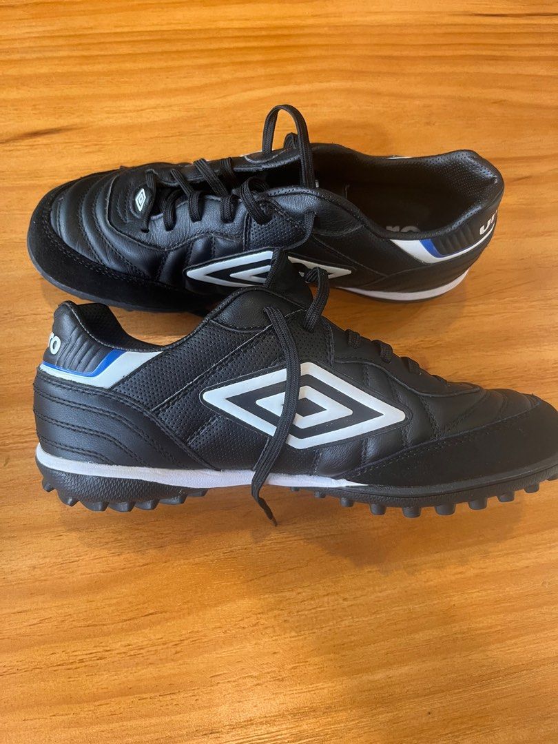 Mens futsal hotsell boots