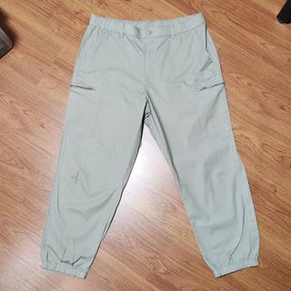 Joggers from ZARA, Men's Fashion, Bottoms, Joggers on Carousell