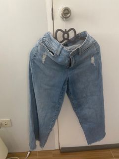 Wideleg jeans with decorative seams