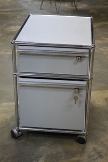 （分類：）位於 。 由 silverthunderbird 提交（商品編號 1289602102，圖片 1）。簡介： 。