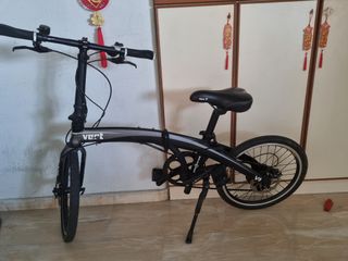 Vert 8 store folding bike