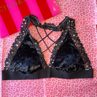 Victoria's Secret black bra, Women's Fashion, Undergarments & Loungewear on  Carousell