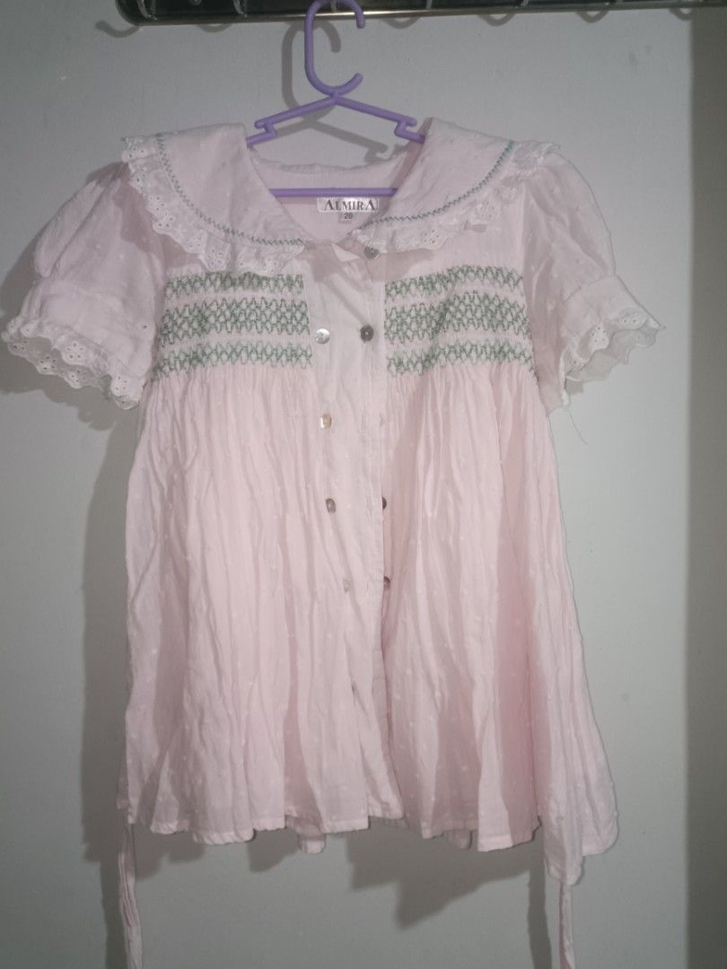 Vintage dress (Category: Babies & Kids Fashion) located in Bulacan. Submitted by maxxinetaylor (Listing ID 1289533703, Image 3). Description: padala po galing dubai once lang din nagamit.