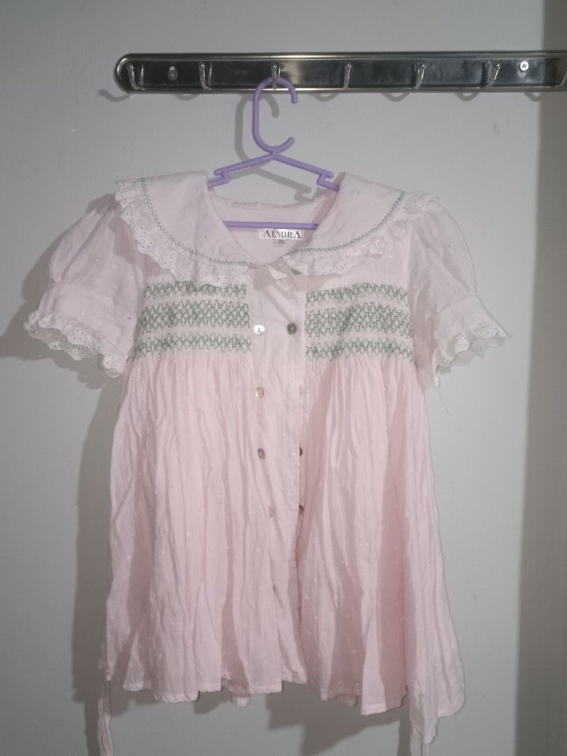 Vintage dress (Category: Babies & Kids Fashion) located in Bulacan. Submitted by maxxinetaylor (Listing ID 1289533703, Image 2). Description: padala po galing dubai once lang din nagamit.