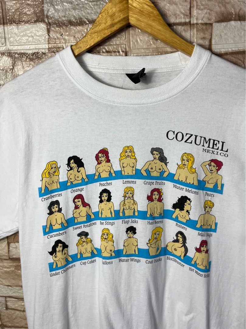 Reef Cozumel Mexico Novelty Boob Breast Type Reef Vintage T-Shirt