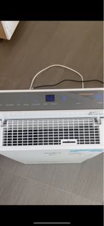 （分類：）位於 。 由 vishaws94 提交（商品編號 1289508832，圖片 1）。簡介： 。