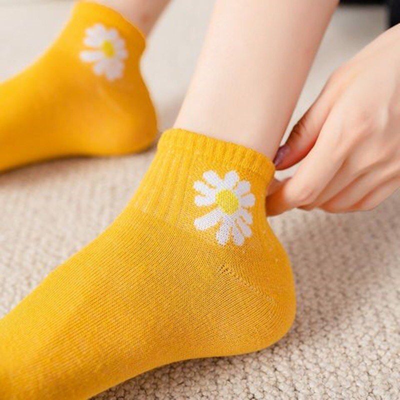 Trendy ankle socks outlet