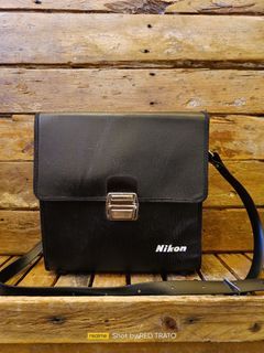 💯 Vintage Nikon Hard case sling bag made in Japan