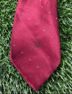 Authentic Christian Dior NeckTie Made in USA Hologram Embroidered Fabric Woven in Italy 95%  Polyester 5% Silk - P650.00