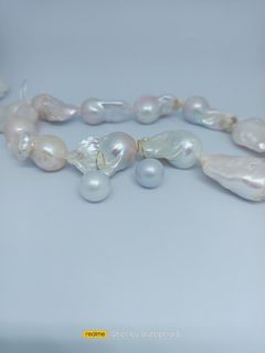 Authentic South Sea Pearl with 18k Gold