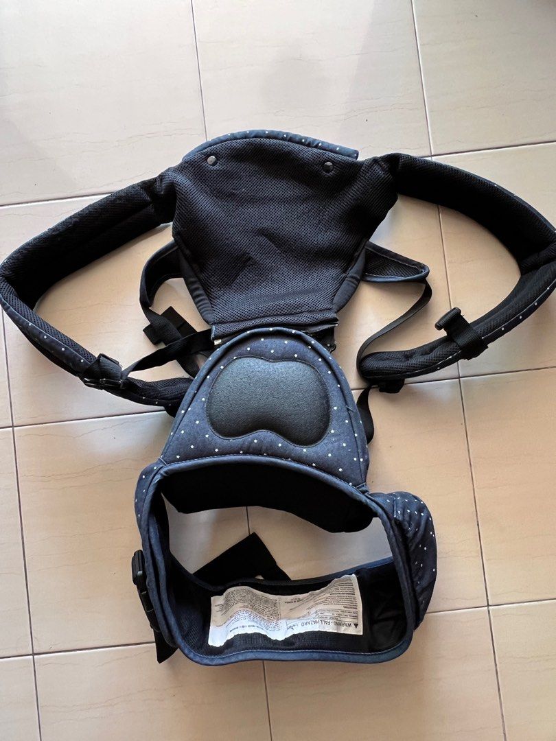 Tomy safari baby sales carrier