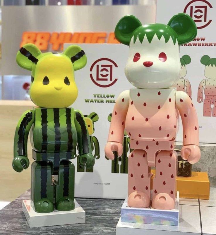 (Set of 2) BE@RBRICK X CLOT Summer Fruits Snow Strawberry & Yellow  Watermelon 1000%