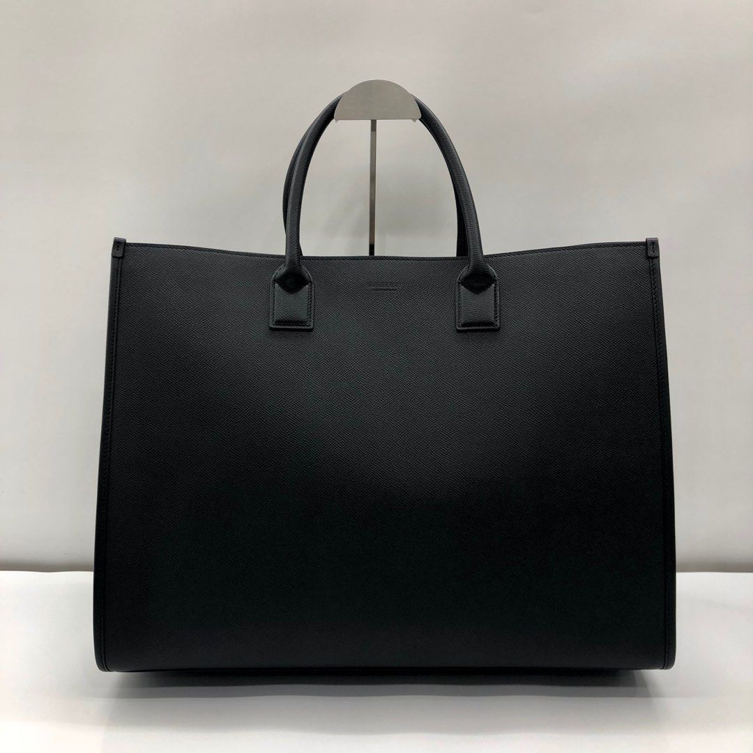 Burberry hotsell tb tote