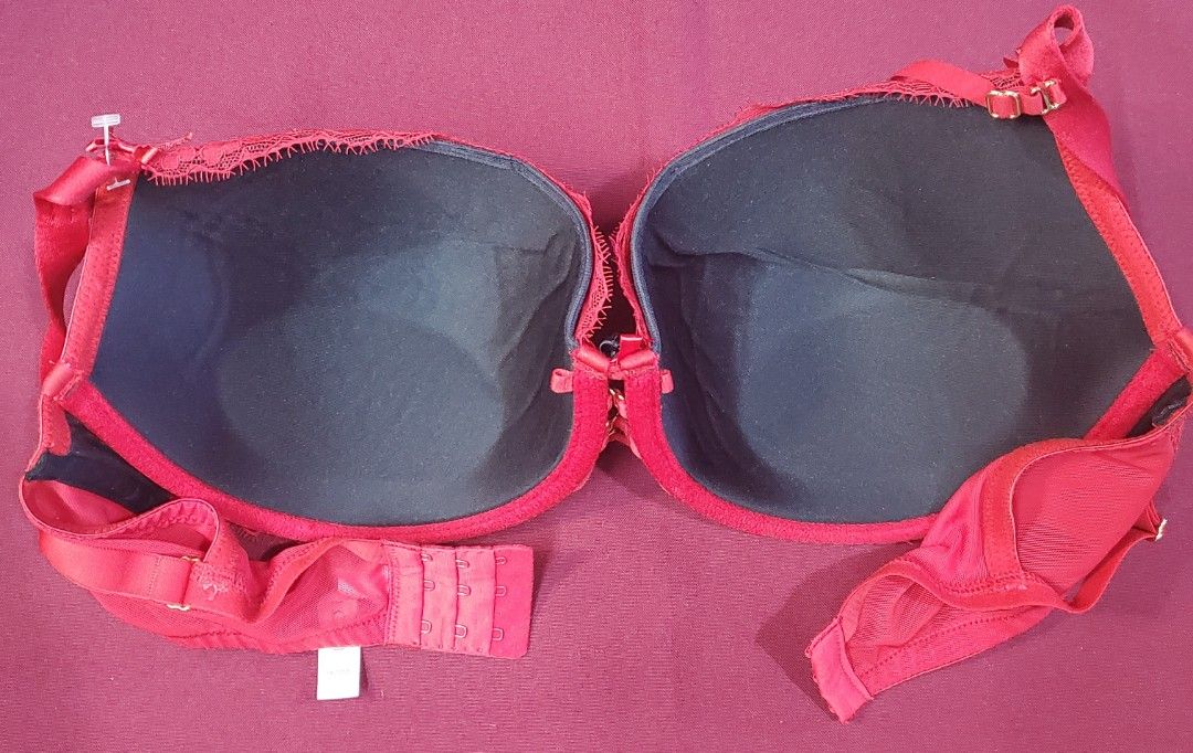 Cacique Red Bra, Women's Fashion, Activewear on Carousell