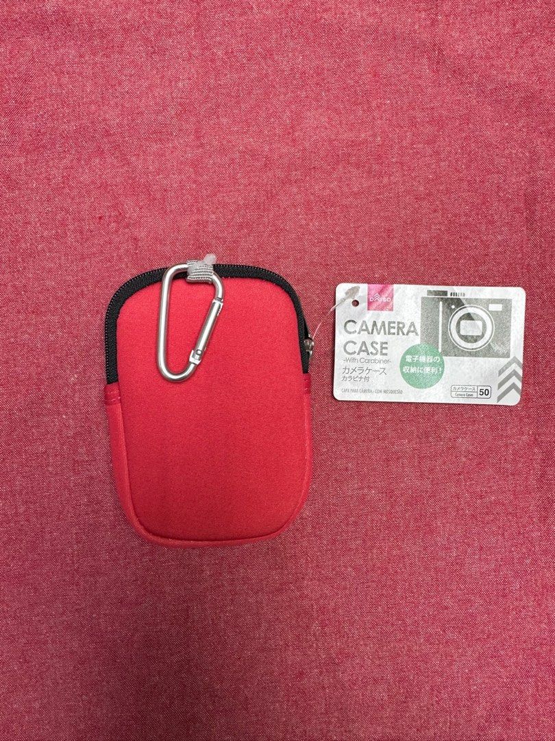 Camera Case (Category: Camera Bags & Carriers) located in Singapore. Submitted by dozerrr (Listing ID 1289727915, Image 1). Description: .