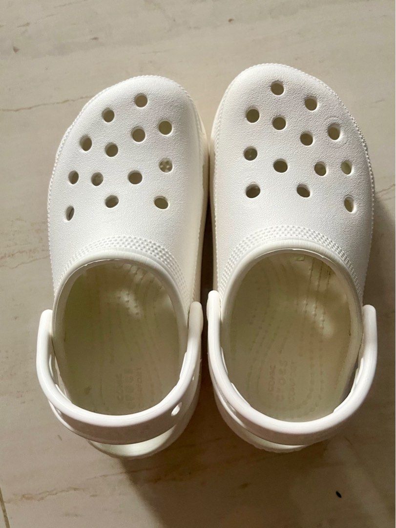 C13 size in crocs sales