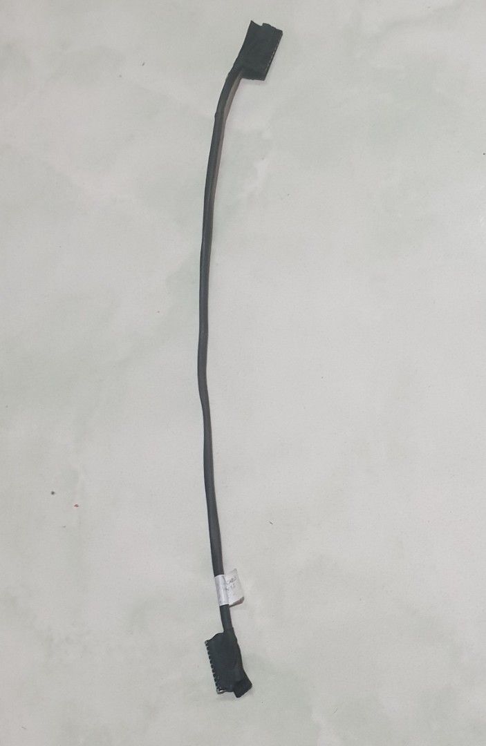 Dell 5590 battery cable (Category: Cables & Adaptors) located in Pasig City. Submitted by phgigapro (Listing ID 1289752361, Image 1). Description: Dell 5590 battery cable only bnew po hindi nagamit pick up or lalamove only.