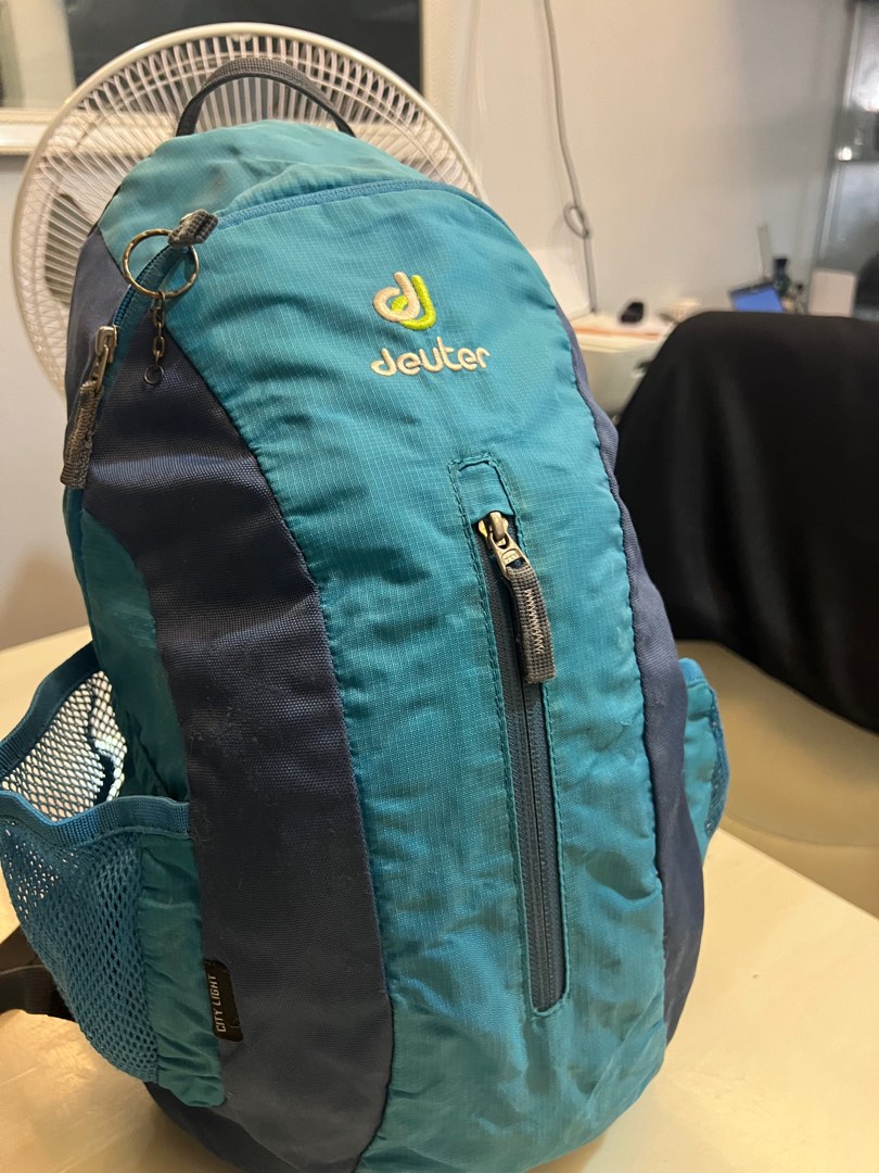 Deuter city bag clearance