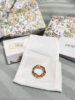 （分類：）位於 。 由 silver7linings 提交（商品編號 1289825743，圖片 1）。簡介： 。