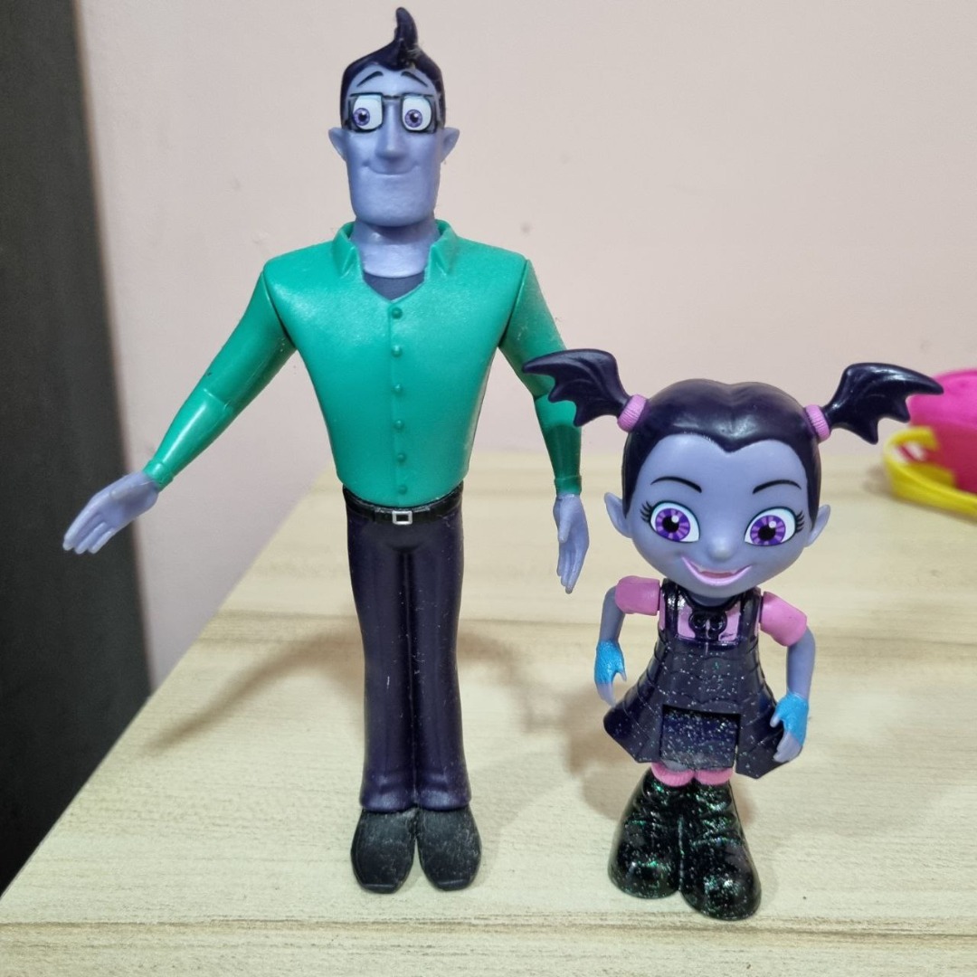 Life size top vampirina doll