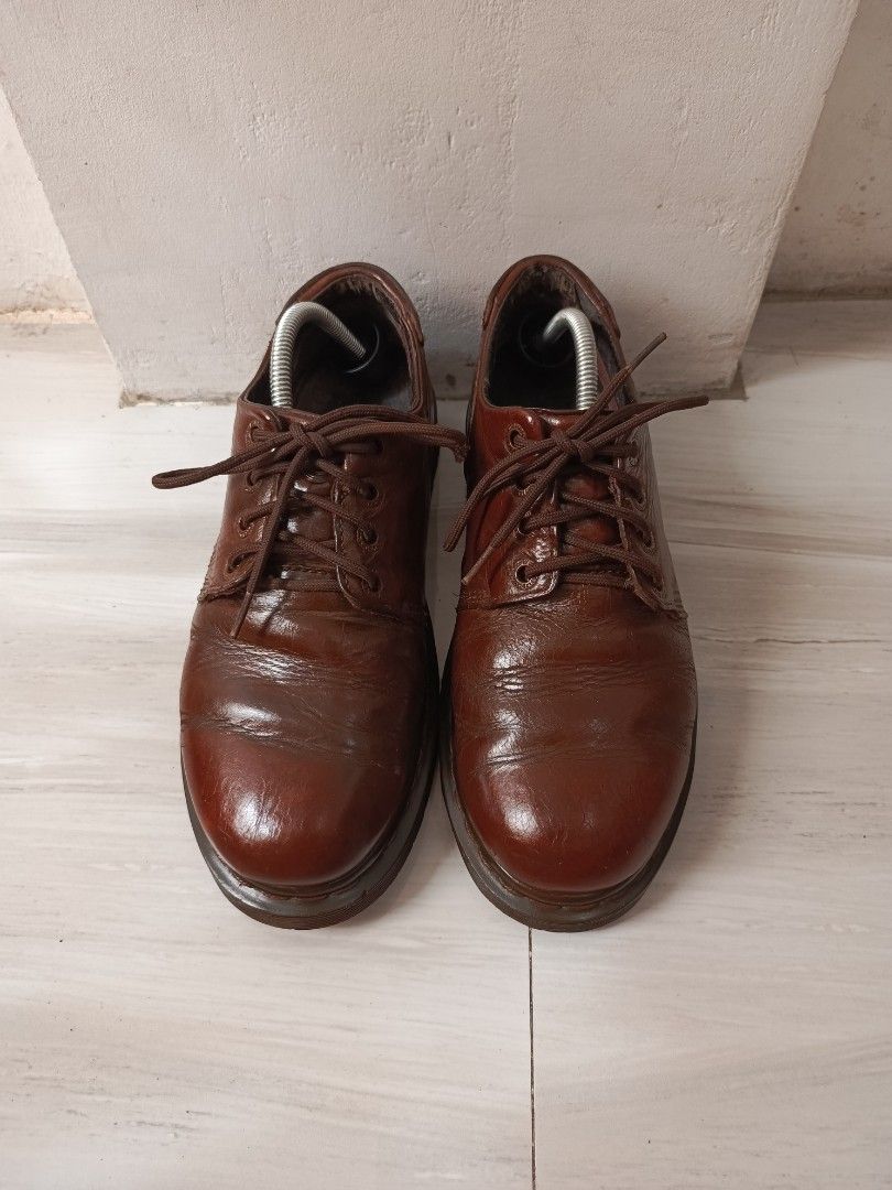 Dr martens top shoes size 8