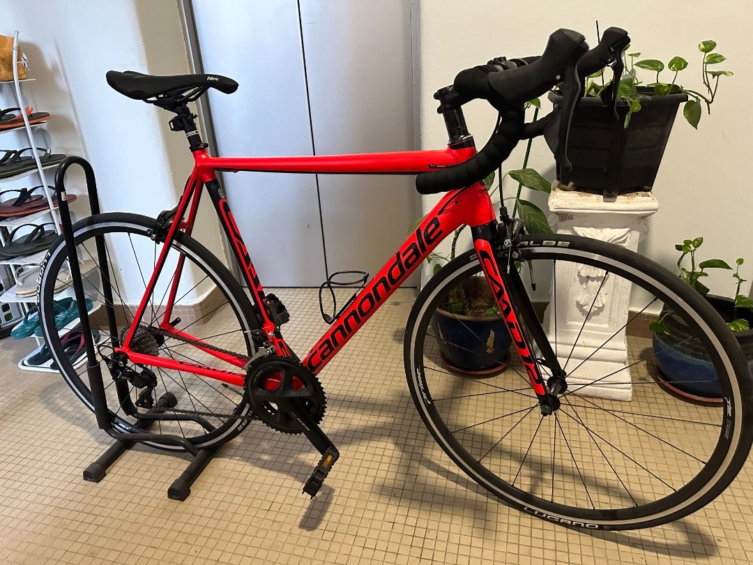 For Sale Cannondale road bike CAAD12