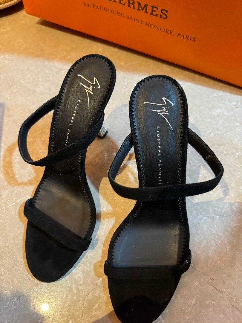 Giuseppe zanotti outlet saint honoré