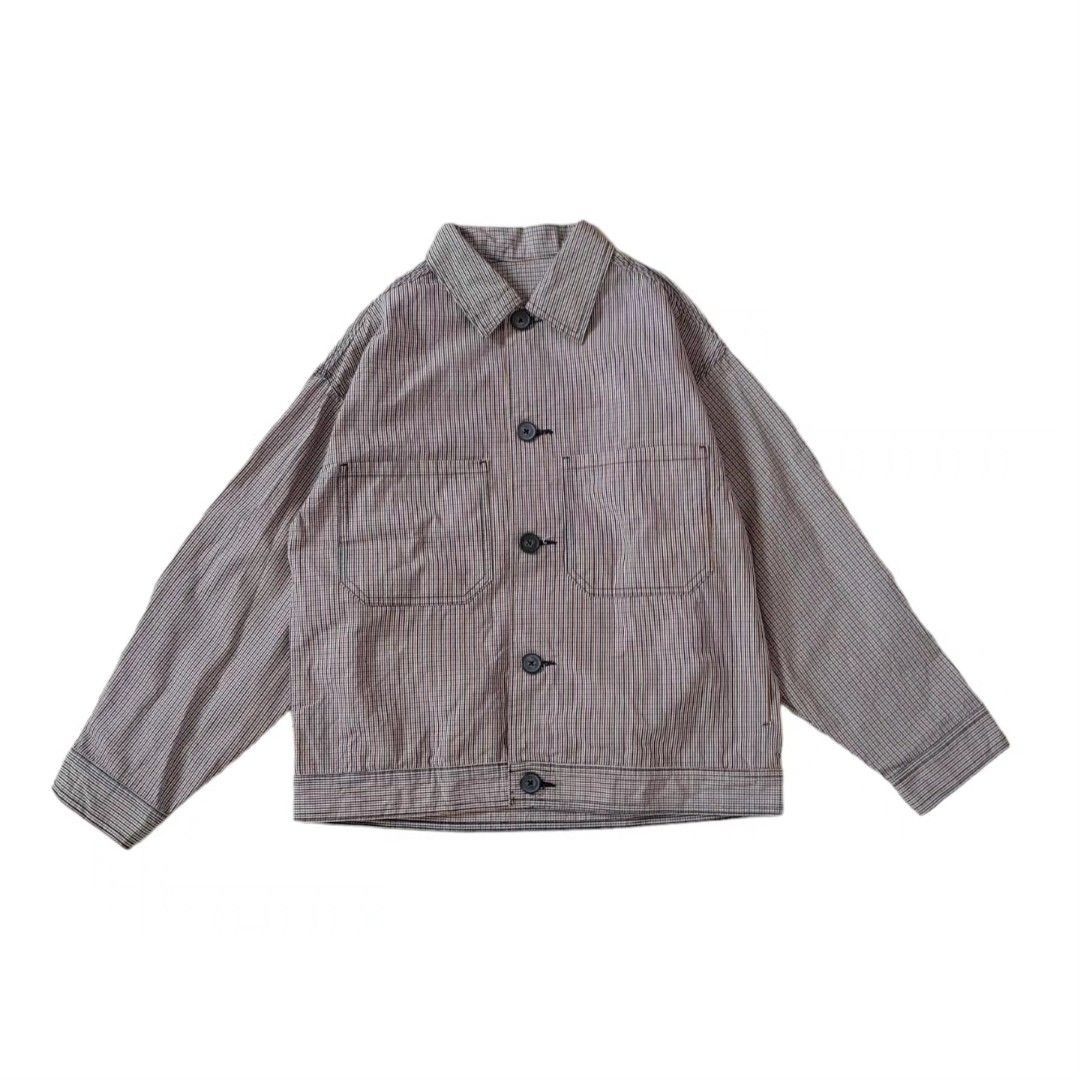 GU Check Jacket (Category: Coats, Jackets and Outerwear) located in Quezon City. Submitted by steeldesign (Listing ID 1289831938, Image 1). Description: Condition 9/10 repair button see pic Color rate 9.5/10 g Width 21.5 Length 25.5 Sleeve 21 Reason for Selling: Too big for me. Reference Height: 160cm and 58-60kg.