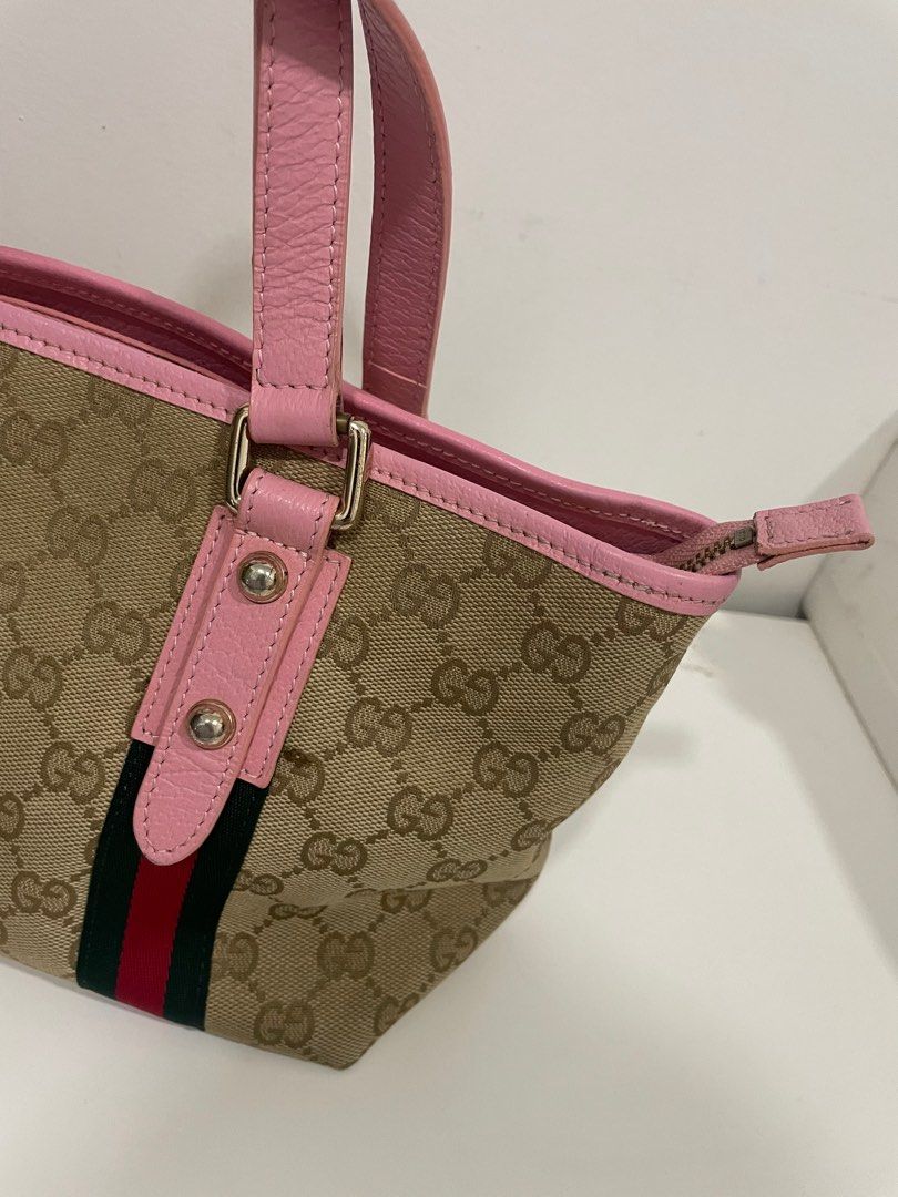 Gucci GG Marmont Medium Heart Shoulder Bag | Bags, Pink leather handbags,  Mens leather bag