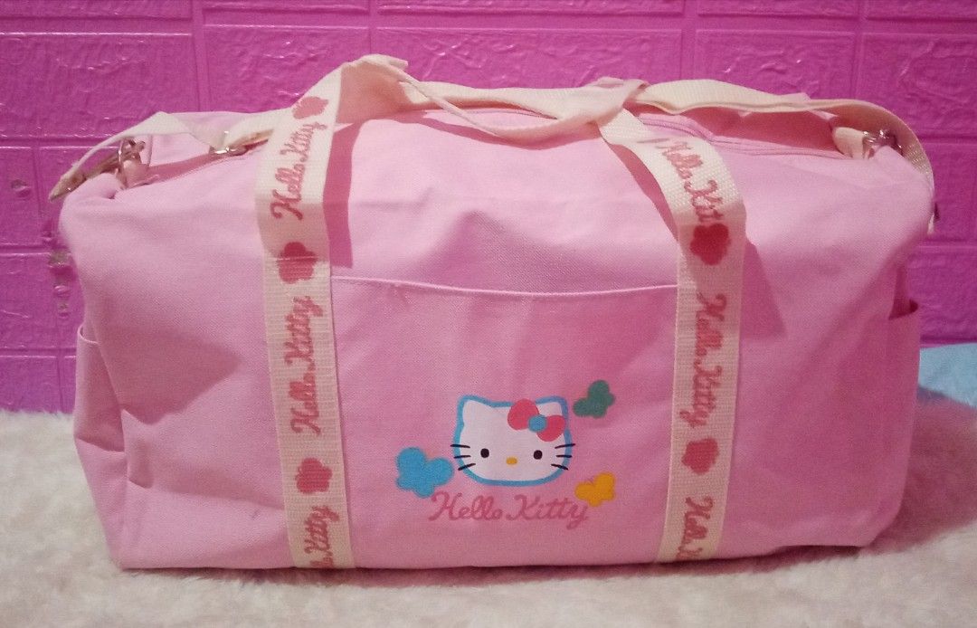 HELLO KITTY TRAVEL BAG Women s Fashion Bags Wallets Cross body Bags on Carousell