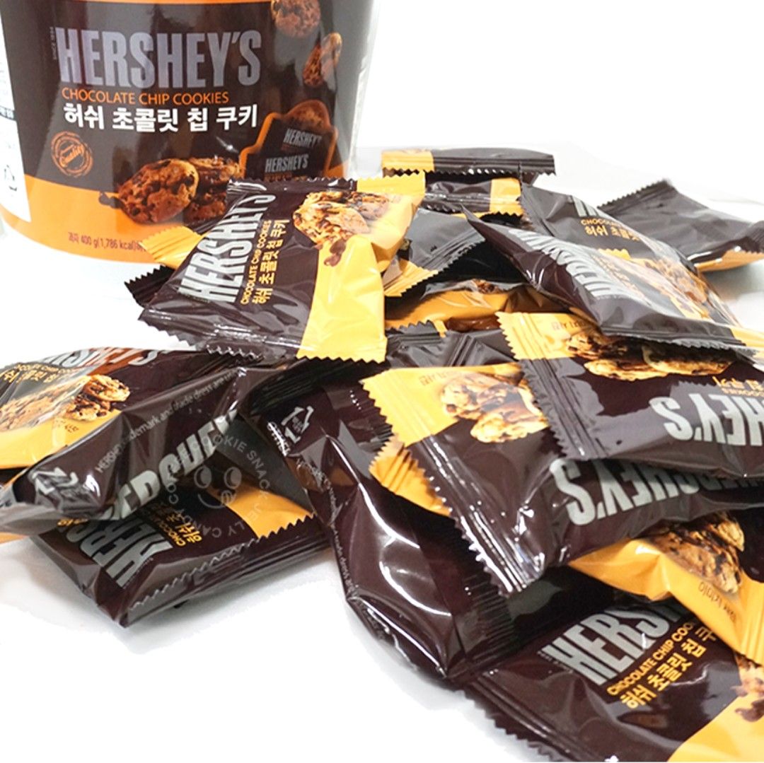 Hershey's Cookies BULK 400gx2 (Category: Packaged & Instant Food) located in Cainta. Submitted by shopchelonline (Listing ID 1289809139, Image 3). Description: Hershey's Cookies BULK 400gx2 🛒1,680.00 each(all in) + LSF 💎Pre-order - NO RUSH SHIPPING 💎Korea Pasabuy - NORMAL ETA ✅️Papago ‼️Limited Offer‼️ 💎Colors may vary due to lighting. 💎Availability and price may vary 💎The outer case/box is simply for protecting goods. (Damages such as scra