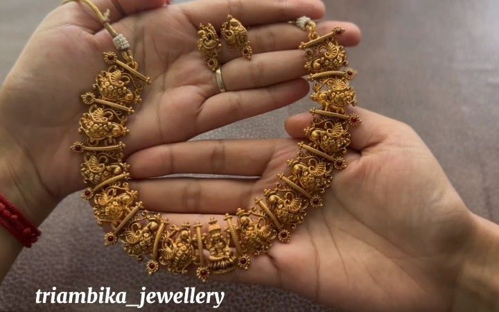 High quality antique Bridal jewellery Gold Lakshmi goddess