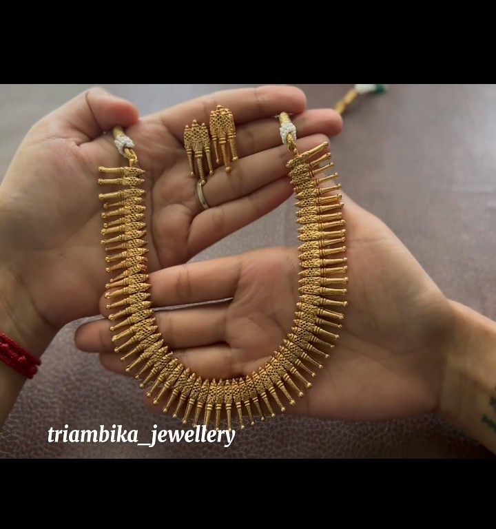 Traditional mullamottu mala best sale