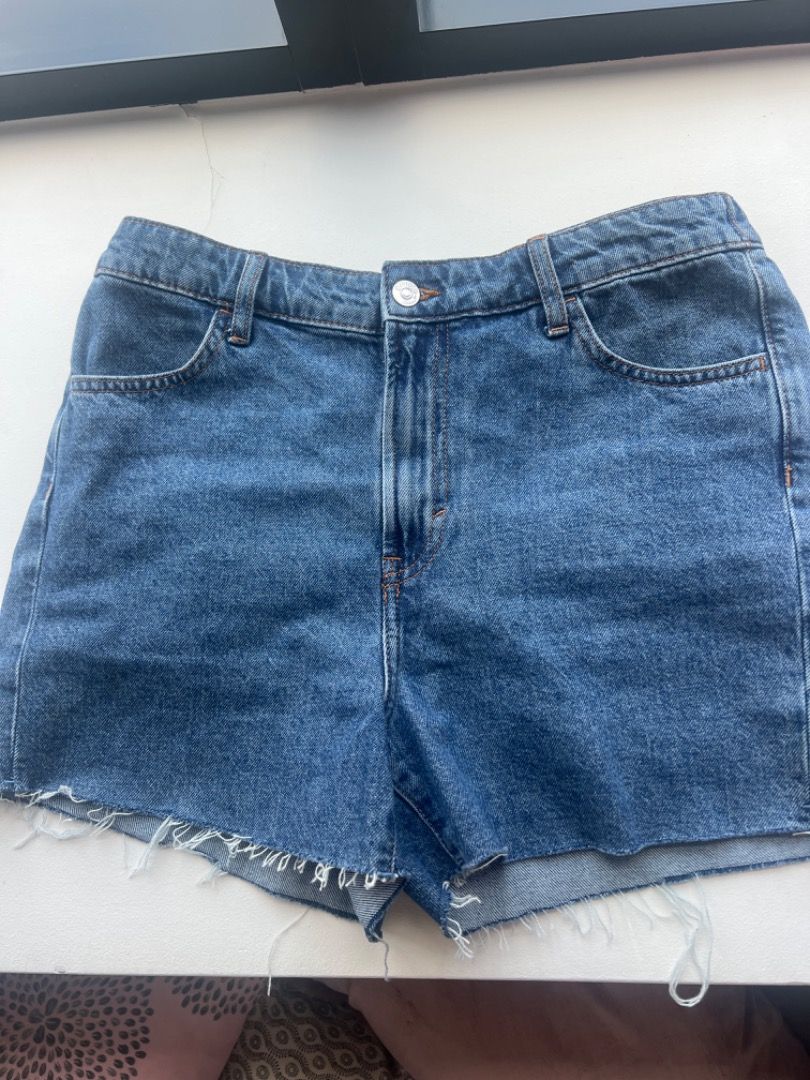 H M cut off denim shorts Women s Fashion Bottoms Shorts on