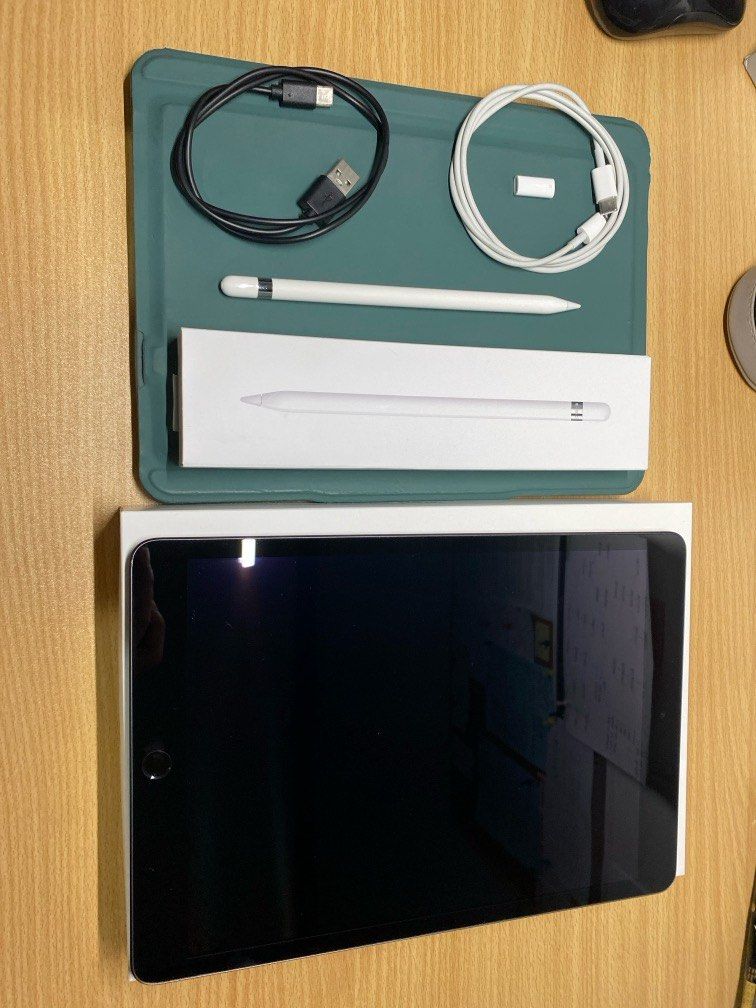 iPad (9th Gen) Wifi only (Category: iPad) located in Alitagtag. Submitted by patrickvillanueva (Listing ID 1289810402, Image 1). Description: iPad (9th Gen) Wifi + Apple Pencil (A1603) —————————————————————— iPad (9th Gen) Wifi Color: Space Gray Style: WiFi Size: 64GB Ram Memory Installed Size: 8GB Screen Size: 10.2 inches Display Resolution Maximum: 2160x1620 Pixels Generation: 9th Generation Special Feature: Stereo Speakers Hardware Interface: 