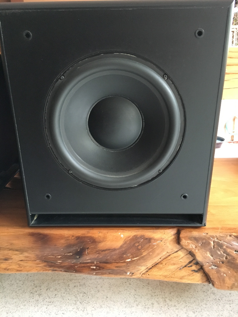 KEF PSW 2150 subwoofer Audio Soundbars Speakers Amplifiers on