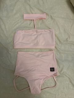 （分類：）位於 。 由 bott_woof 提交（商品編號 1289794780，圖片 1）。簡介： 。