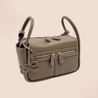 “LEATHER” House of Little Bunny Zippy 22 Genuine Leather Togo Taupe