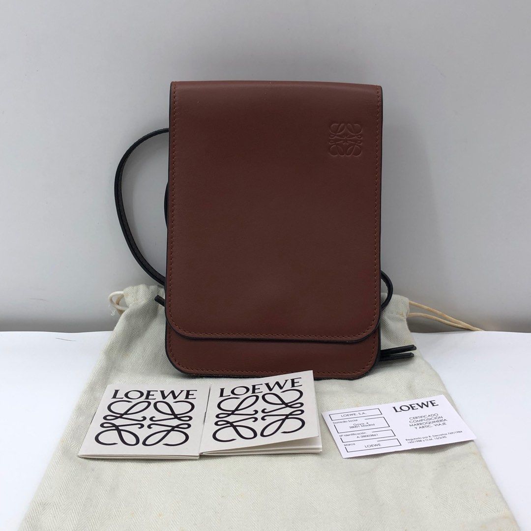 Loewe gusset flat crossbody bag hot sale