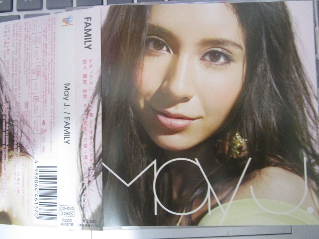 May J FAMILY 日版 特別版 CD+DVD, 興趣及遊戲, 音樂、樂器 & 配件, 音樂與媒體 CD 及 DVD
