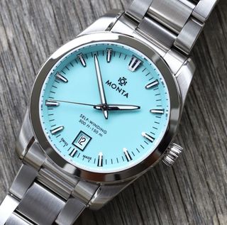 (Category: ) located in . Submitted by Gateway_Watches_SG (Listing ID 1241217558, Image 1). Description: .
