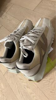 （分類：）位於 。 由 iew51 提交（商品編號 1289702762，圖片 1）。簡介： 。