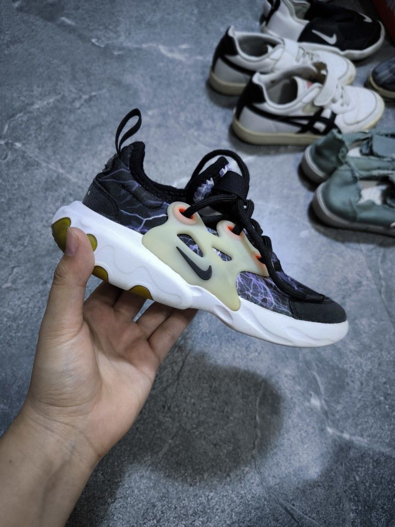 Nike RT Presto Unisex Kids Babies Kids Babies Kids Fashion on Carousell