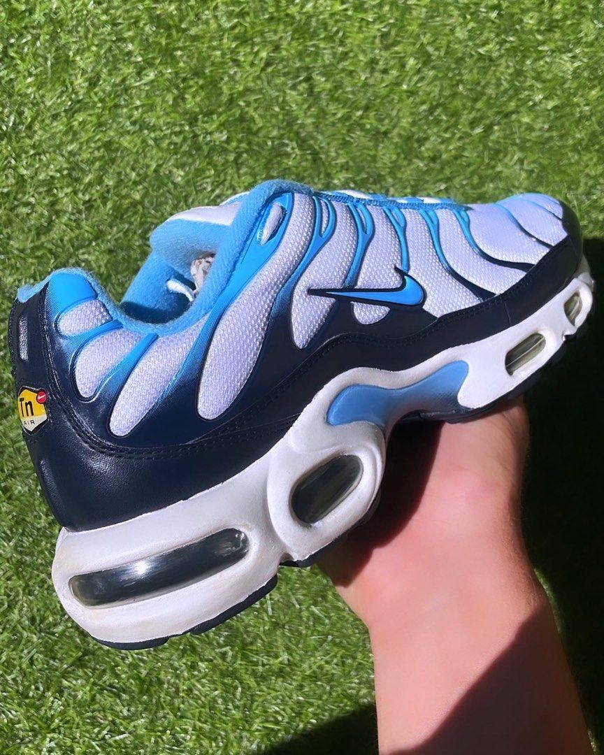 Nike tn 2009 footy blue Men s Fashion Footwear on Carousell